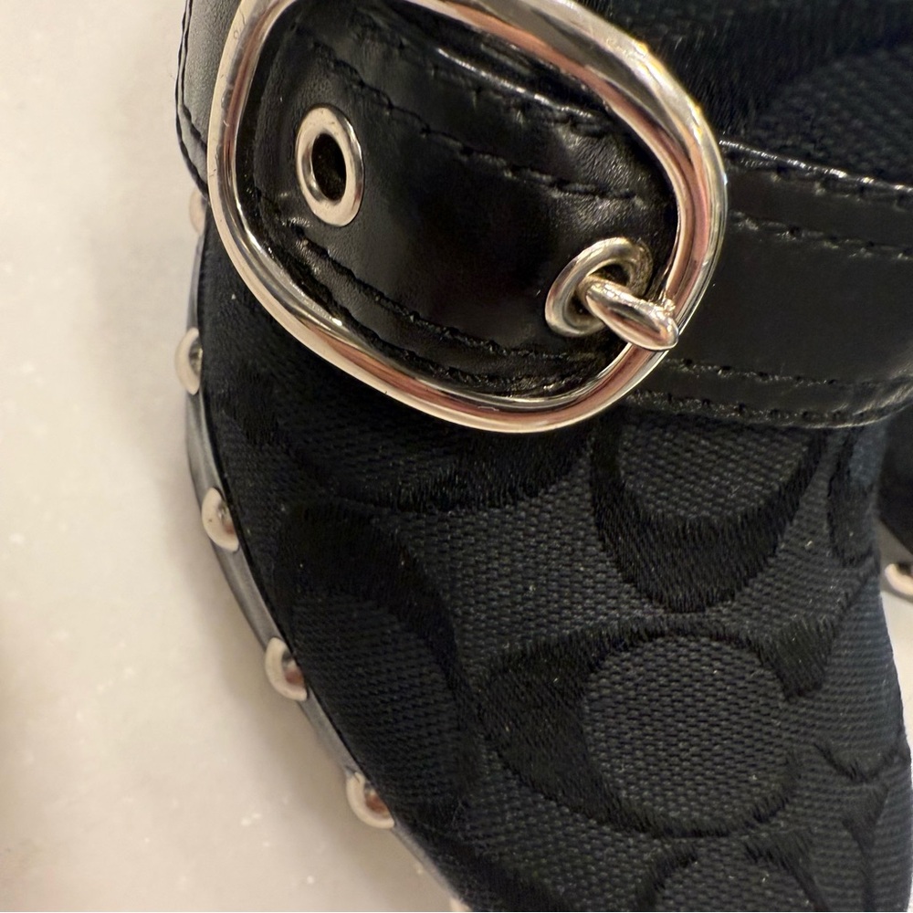 Coach Womens Willow Black Signature Mules / Clogs Heels Studs Buckle Sz 5 - Picture 7 of 14
